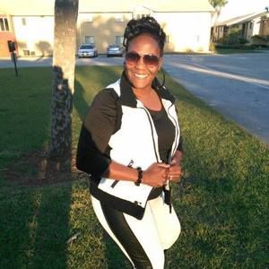 Meet your Posher, Jenise